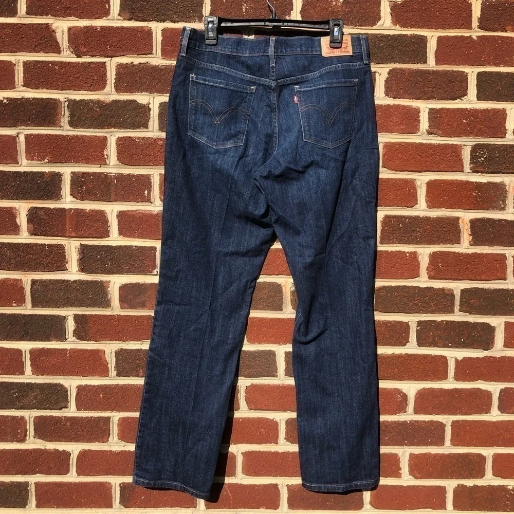 Levi’s size 10 30 x 32